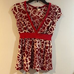 Candy rain size large v- neck top in red and white- Y2K